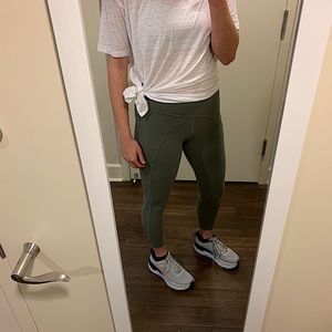 Lululemon Short Sleeve Tee